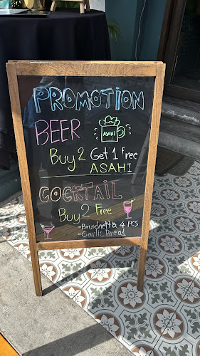 Chino@Cafe' Gallery - การบริการอาหารและที่พัก