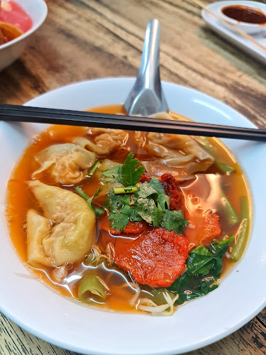 Comentarii opinii despre ร้านเย็นตาโฟราตรี