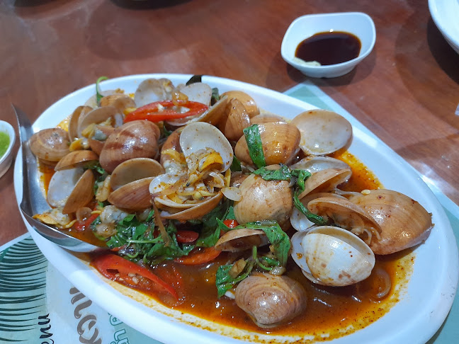 ในสวนอินดี้ Seafood - การบริการอาหารและที่พัก