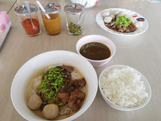 Opinii despre ก๋วยเตี๋ยวเนื้อ อ.เด็ด în อำเภอเมืองเพชรบูรณ์ - การบริการอาหารและที่พัก
