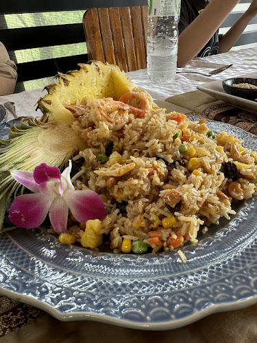 Opinii despre Siam sunset restaurant în อำเภอถลาง - การบริการอาหารและที่พัก