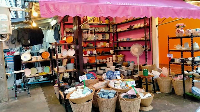 ลานL 1193 ถนน สาย 4 ซอย 2 ตำบล ท่าประดู่ อำเภอเมืองระยอง ระยอง 21000