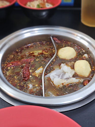 สุกี้บูมบูม 繁荣 หม่าล่าสายพาน พิษณุโลก - เมือง