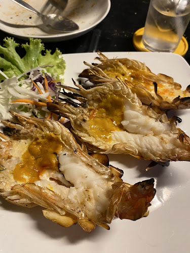 Intercorner - การบริการอาหารและที่พัก