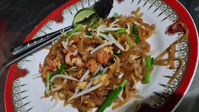 Opinii despre ผัดไทยเจ๊แมว în อำเภอเมืองจันทบุรี - การบริการอาหารและที่พัก