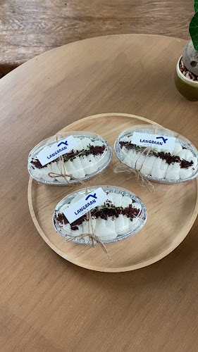 Opinii despre Lang Baan (หลังบ้าน) Dog Cafe & Pet Friendly în อำเภอปากเกร็ด - การบริการอาหารและที่พัก