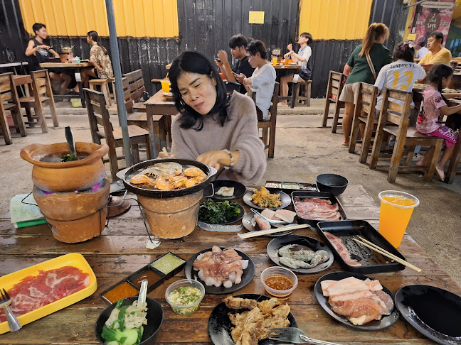 อีหล่า แซ่บเวอร์ - อำเภอเมืองระยอง