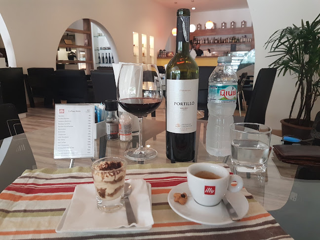 21 14 ถนนลากูน ตำบลเชิงทะเล อำเภอถลาง ภูเก็ต 83110