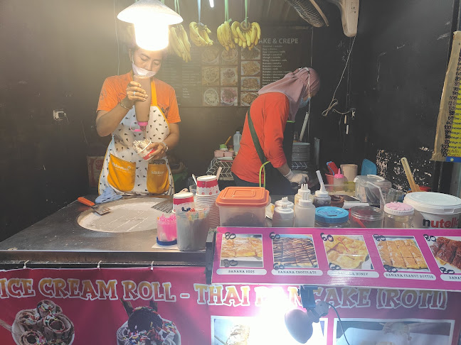 Nadir & Momo ICE CREAM AND ROTI