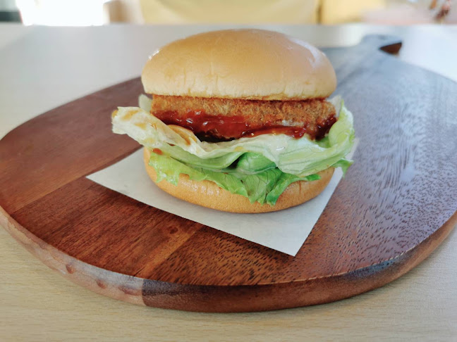 OopS burger สาขาปทุมทอง พิษณุโลก - การบริการอาหารและที่พัก