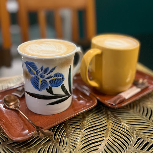 ชูว์ครัวซองต์ - อำเภอเมืองภูเก็ต