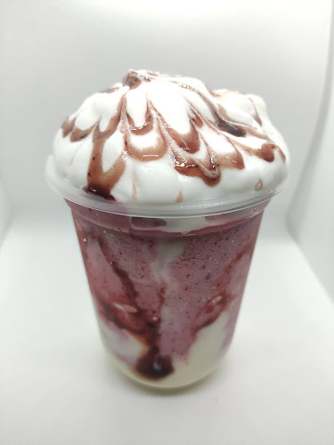 Opinii despre สาระแนกาแฟสด เลขที่009/1 ถ.สุขุมวิท ต.ท่าประดู่ อ.เมือง จ.ระยอง 21000 în อำเภอเมืองระยอง - การบริการอาหารและที่พัก