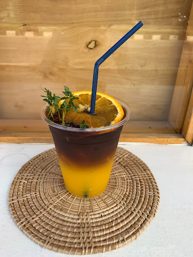 Opinii despre ร้านกาแฟ ซิมเพิล คาเฟ่ แหลมฉบัง în อำเภอศรีราชา - การบริการอาหารและที่พัก