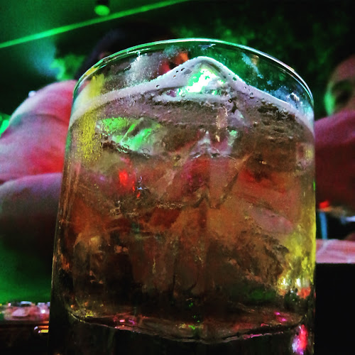 58 ถ. อ๋องซิมผ่าย ตำบลตลาดใหญ่ อำเภอเมืองภูเก็ต ภูเก็ต 83000