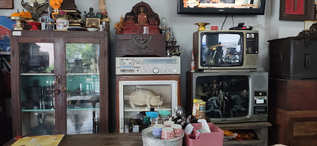 Opinii despre ร้านกาแฟโบราณป้ายแดง สข๒๕๕๕ în อำเภอหาดใหญ่ - การบริการอาหารและที่พัก