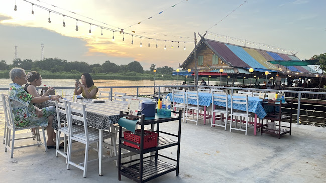 ร้านอาหาร แพชมพูนุท - การบริการอาหารและที่พัก