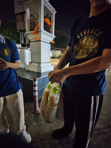 Opinii despre น้ำกระท่อม RangSit สมุนไพร (สาขา1)​ în อำเภอธัญบุรี - การบริการอาหารและที่พัก