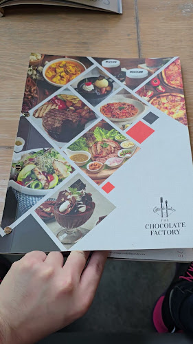 Comentarii opinii despre Chocolate Factory Pattaya Parking