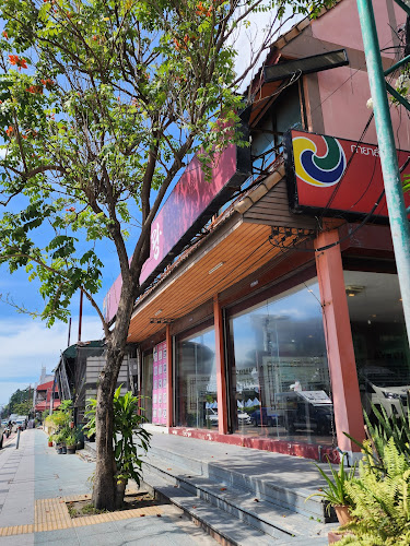 ร้านอาหาร กายาลัง