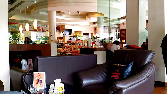 Comentarii opinii despre ทองใบเบเกอรี สาขาหน้ารพ.ร่มฉัตร