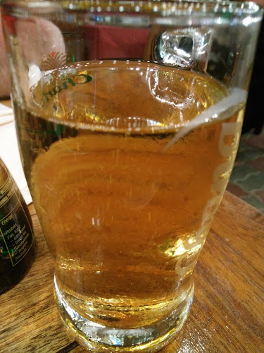 Karlsson Restaurant and Steakhouse - Karon, Phuket - การบริการอาหารและที่พัก