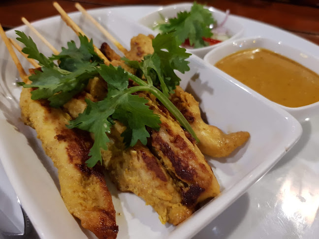 Siam sunset restaurant - การบริการอาหารและที่พัก