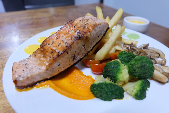 Opinii despre The Wooden House Hatyai în อำเภอหาดใหญ่ - การบริการอาหารและที่พัก