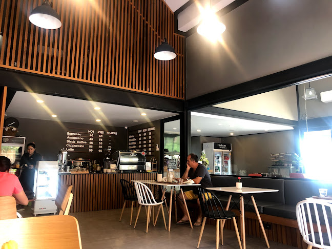 Comentarii opinii despre Tree cafe