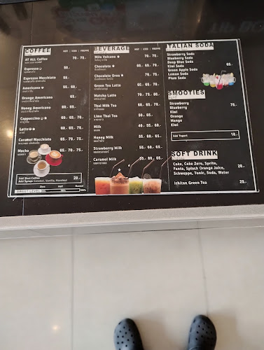 At All Cafe - การบริการอาหารและที่พัก