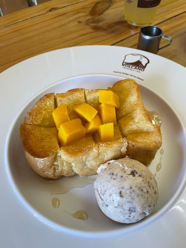 THE VOLCANO หลัง มช.