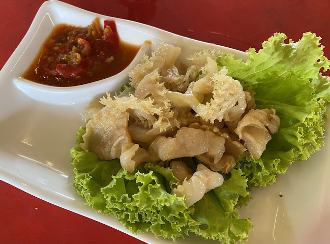 Opinii despre ตะแคงเรือ เตี๋ยวเรืออยุธยา în อำเภอบางบัวทอง - การบริการอาหารและที่พัก