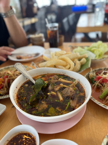 Comentarii opinii despre เสรีไก่ย่างเขาสวนกวาง