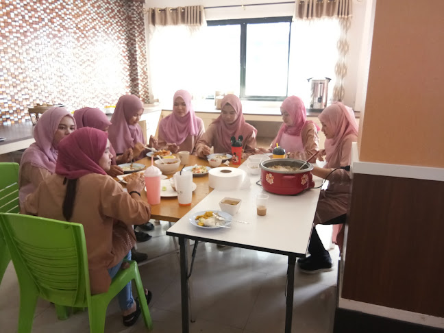 The Halal Premium Restaurant - อำเภอหาดใหญ่