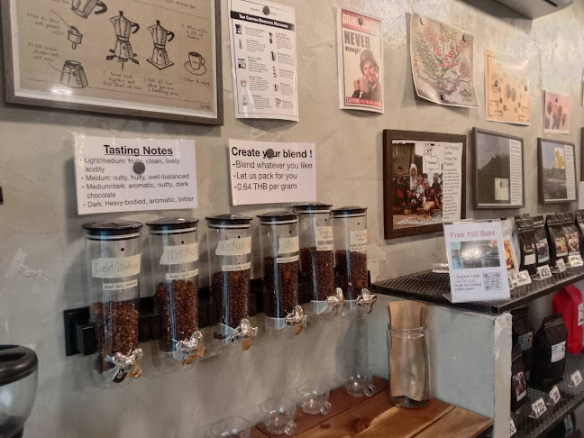 Jitphirom Coffee Roastery (Oldies)