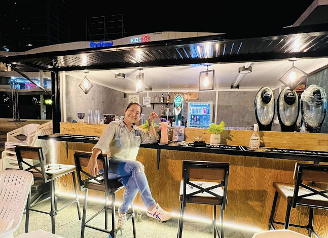 21 February Mix’s - อำเภอบางละมุง