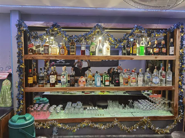 184 ถนน ปฏัก ตำบล กะรน อำเภอเมืองภูเก็ต ภูเก็ต 83100