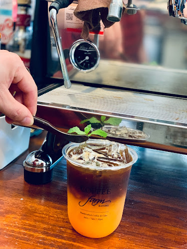 Coffee Farm Rayong - การบริการอาหารและที่พัก