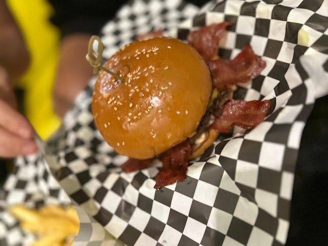 Comentarii opinii despre Wanted Burgers & Beer برجر бургер 汉堡包