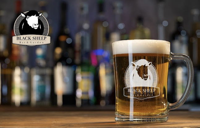 Opinii despre Black sheep bar&garden în เมือง - การบริการอาหารและที่พัก