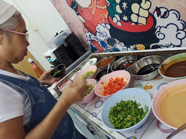 Comentarii opinii despre ชาบู เนื้อโคขุน สูตร แต้จิ๋ว