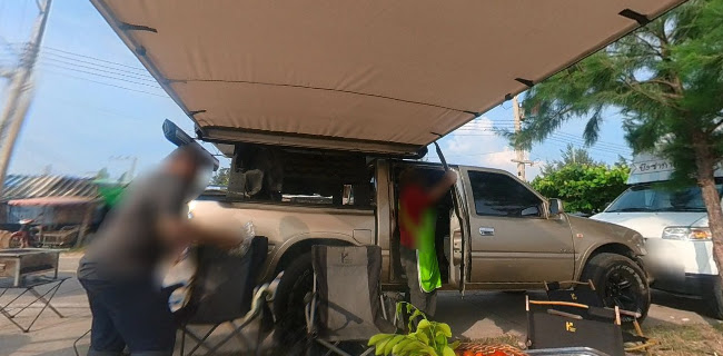 Opinii despre ตลาดแหลมรุ่งเรือง (ตลาดริมเล) în เมือง - การบริการอาหารและที่พัก