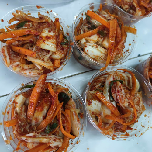 MIDNIGHT SOON - การบริการอาหารและที่พัก