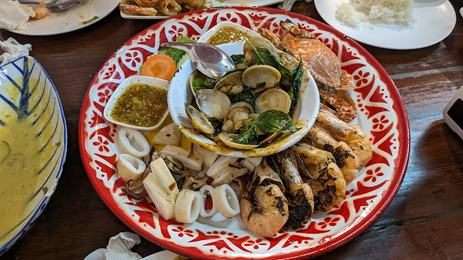 ร้านNumber.6 patong - การบริการอาหารและที่พัก