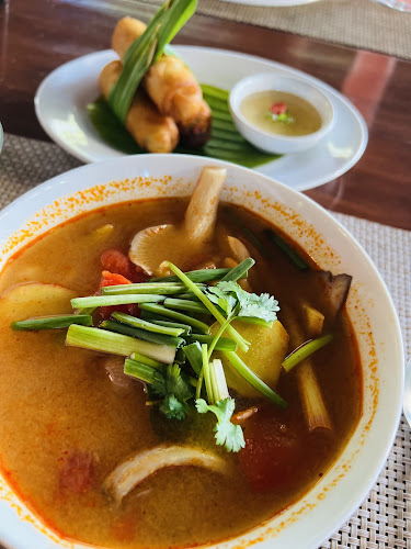 Sugar Cane Restaurant - การบริการอาหารและที่พัก