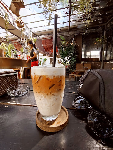 สภาท่าน้ำ - การบริการอาหารและที่พัก