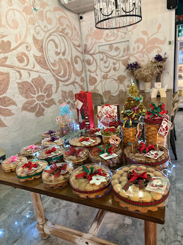 เอสพีเฮ้าส์ S.P.House Ubon - การบริการอาหารและที่พัก