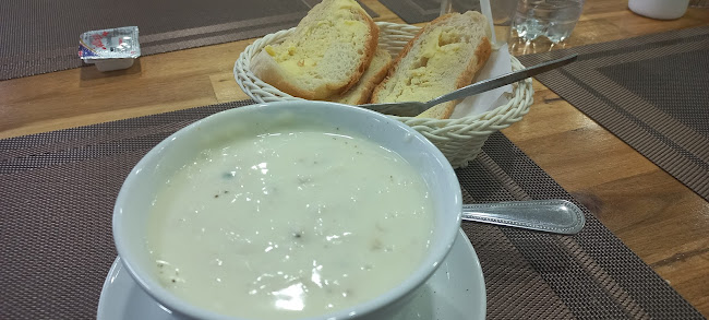 Restaurant Pizzeria Oregano - การบริการอาหารและที่พัก