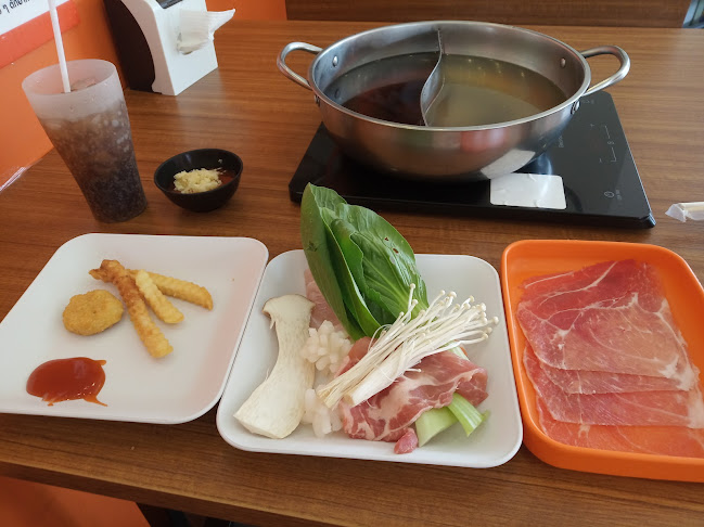 Opinii despre ซุปตาร์ชาบู สาขาอุบลสแควร์ în Meaung - การบริการอาหารและที่พัก