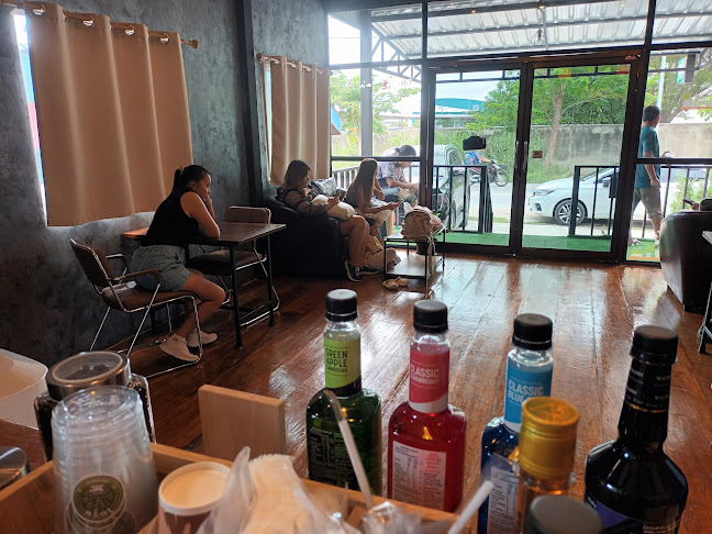 โกวุ่นcoffee - เมือง