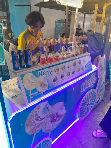 Hello Grilled Marshmallow Ice Cream - การบริการอาหารและที่พัก